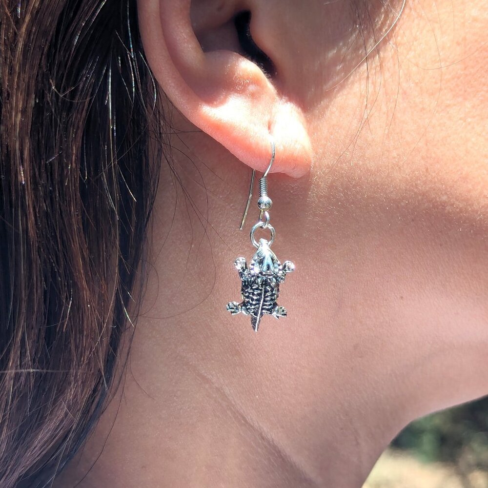 Navajo Jewelry Horned Toad Dangle Earrings Sterling Silver‎ Handmade ***